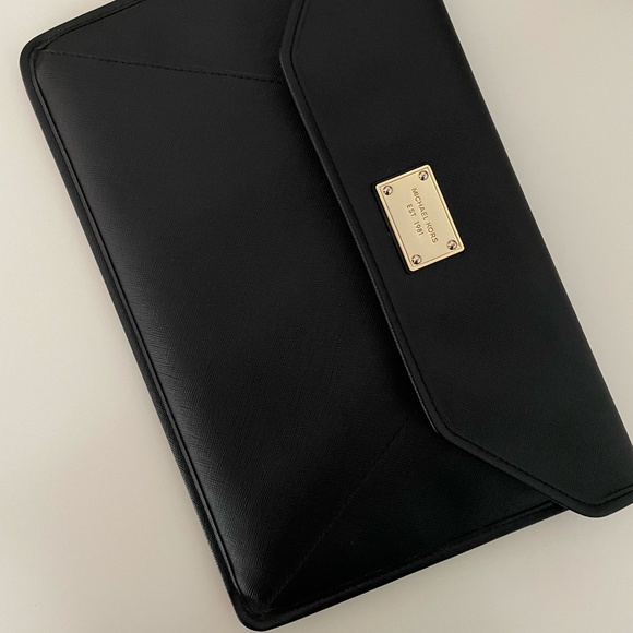 Michael Kors Other - Michael Kors Folio for 11" Mac Air or iPad